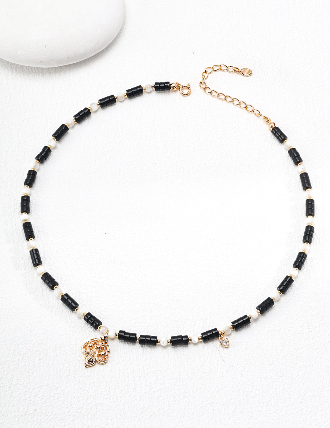 Vintage black Agate necklace