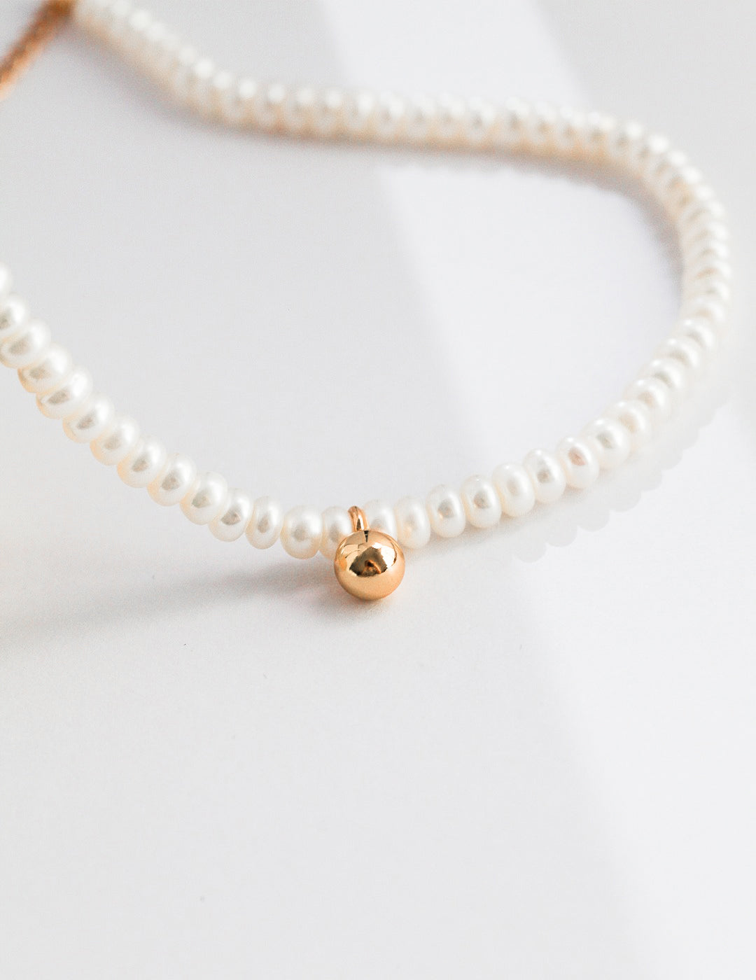 Pure pearl necklace