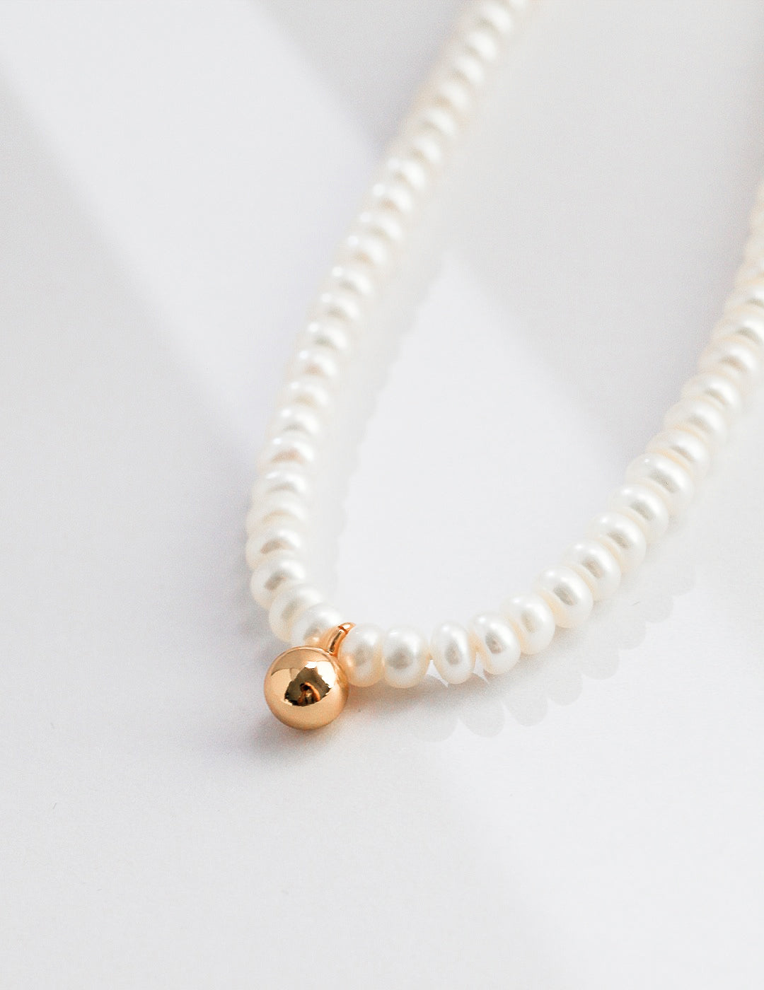 Pure pearl necklace