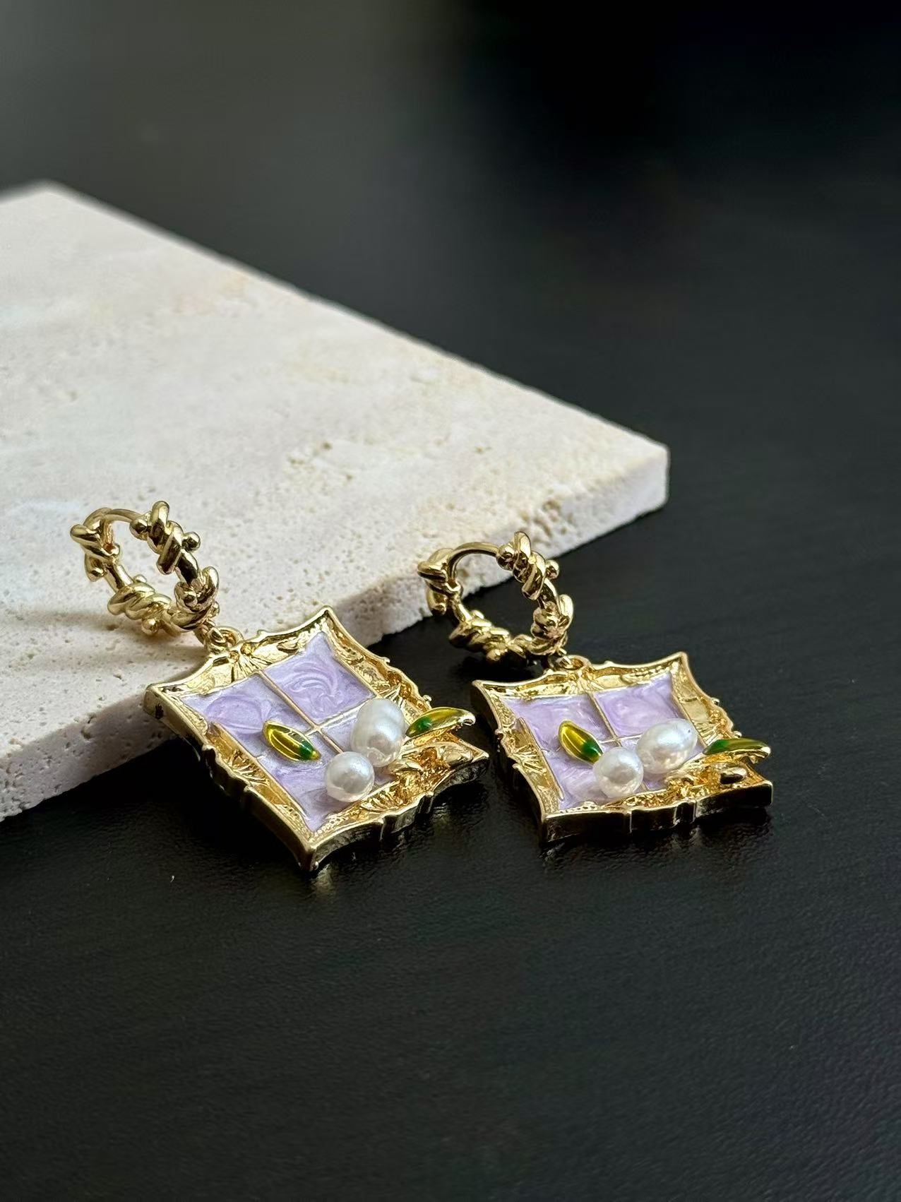 Leaf Pearl Earrings