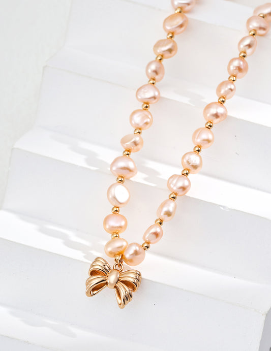 Romantic Manifesto Natural Pearl Necklace