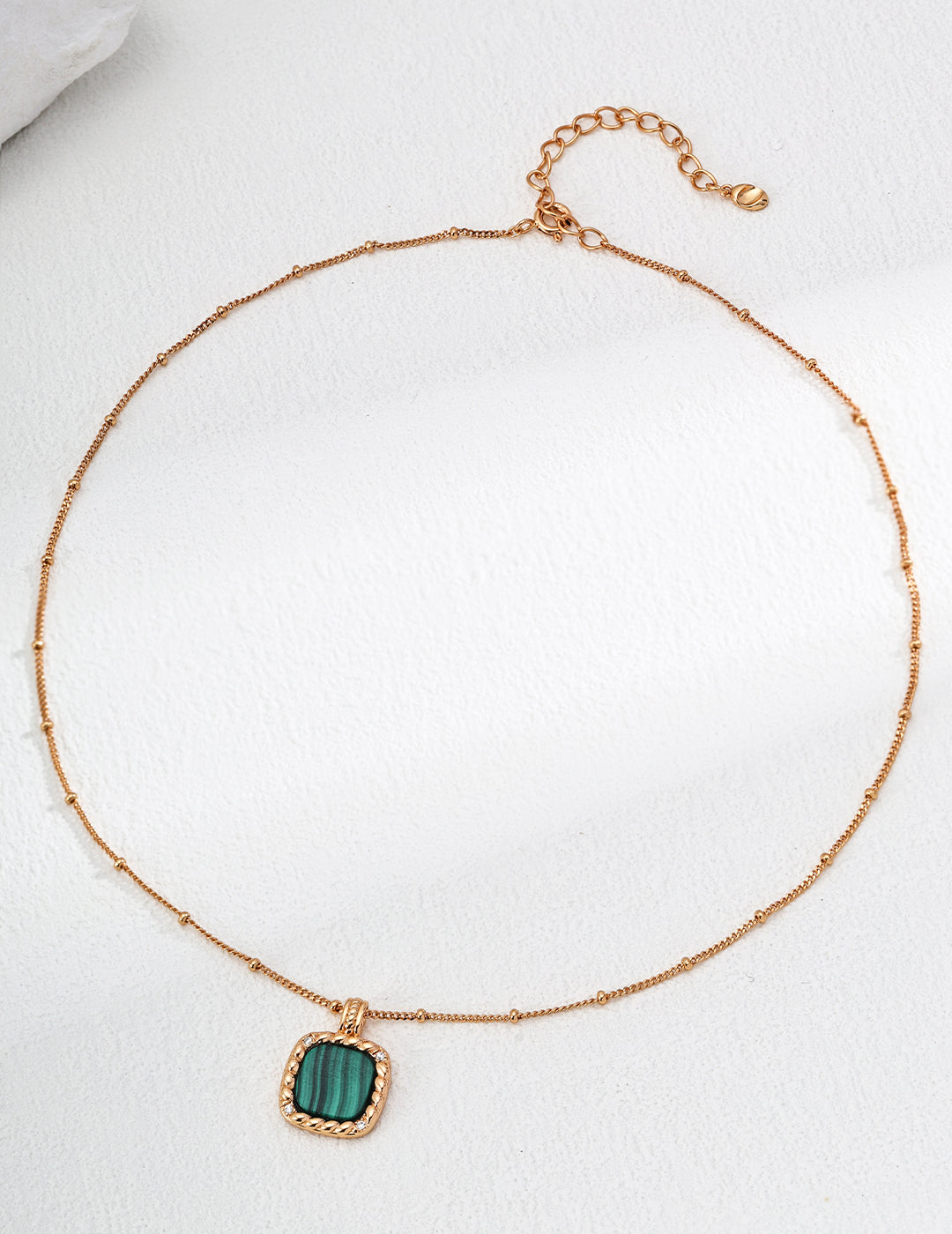 Simple Natural Peacock Pendant Necklace