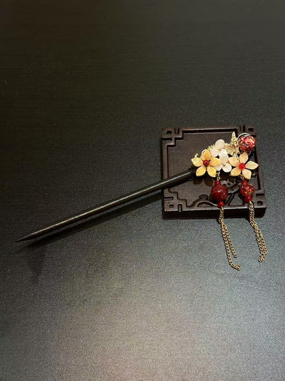 Ancient Style Tassel Hairpin